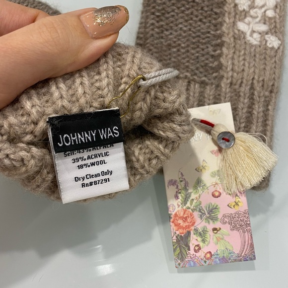 Johnny Was Patchwork Gloves Mittens Floral Embroidery Tan Brown Gray - Picture 7 of 7